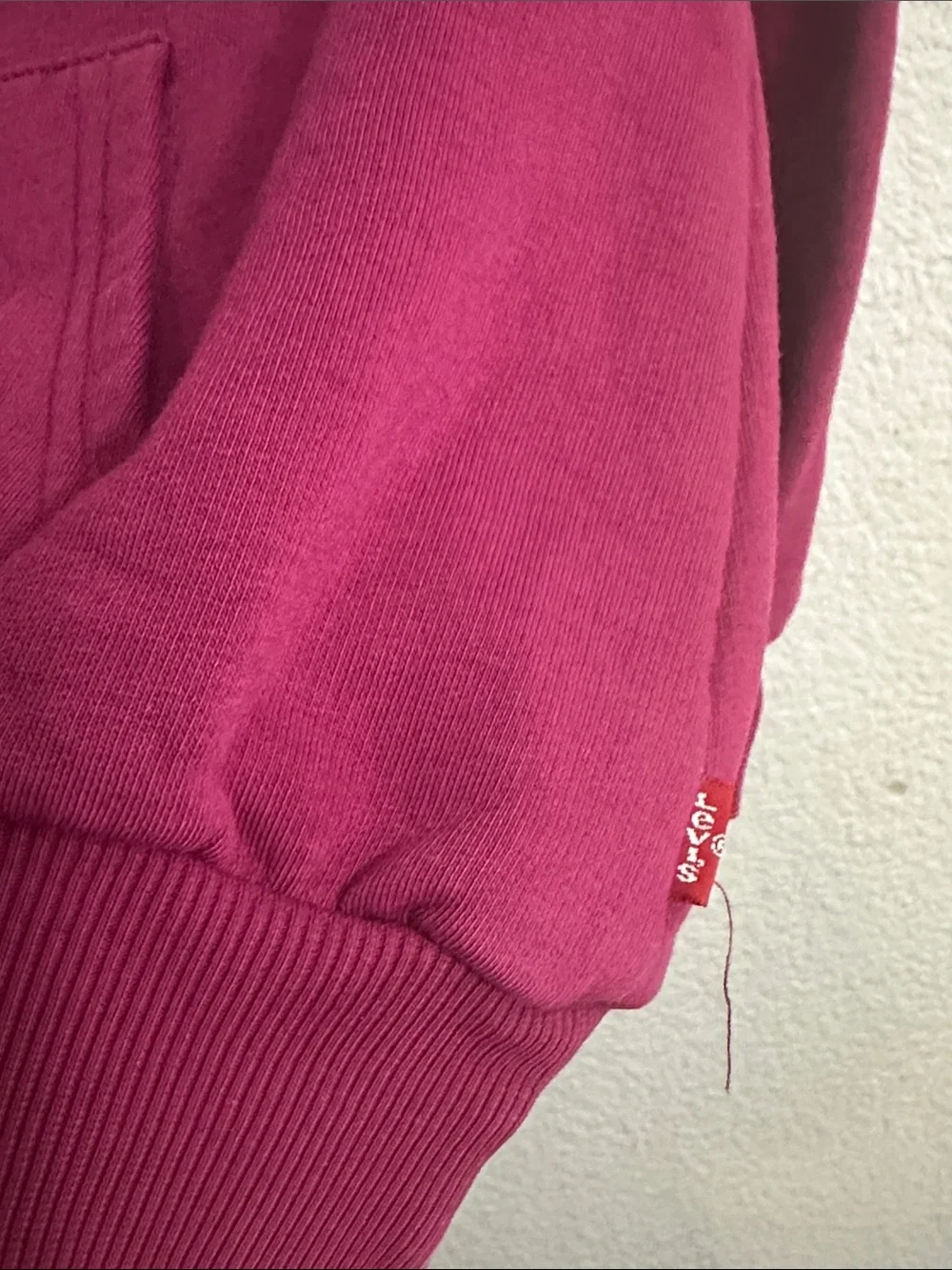 Levis size medium